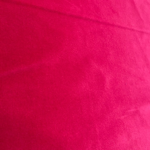 Beautiful Velvet - Picture 3 of 3